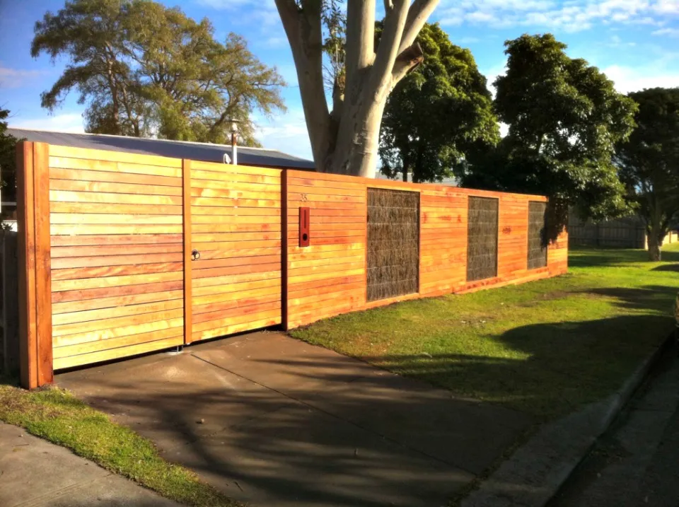 Timber fence, Fences, Handrails & Stairs
